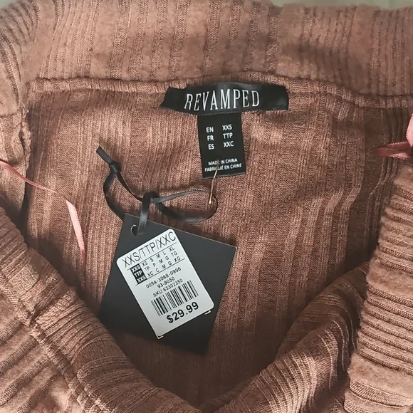 Revamped Copper Ribbed Off-Shoulder Top - Picture 2 of 4